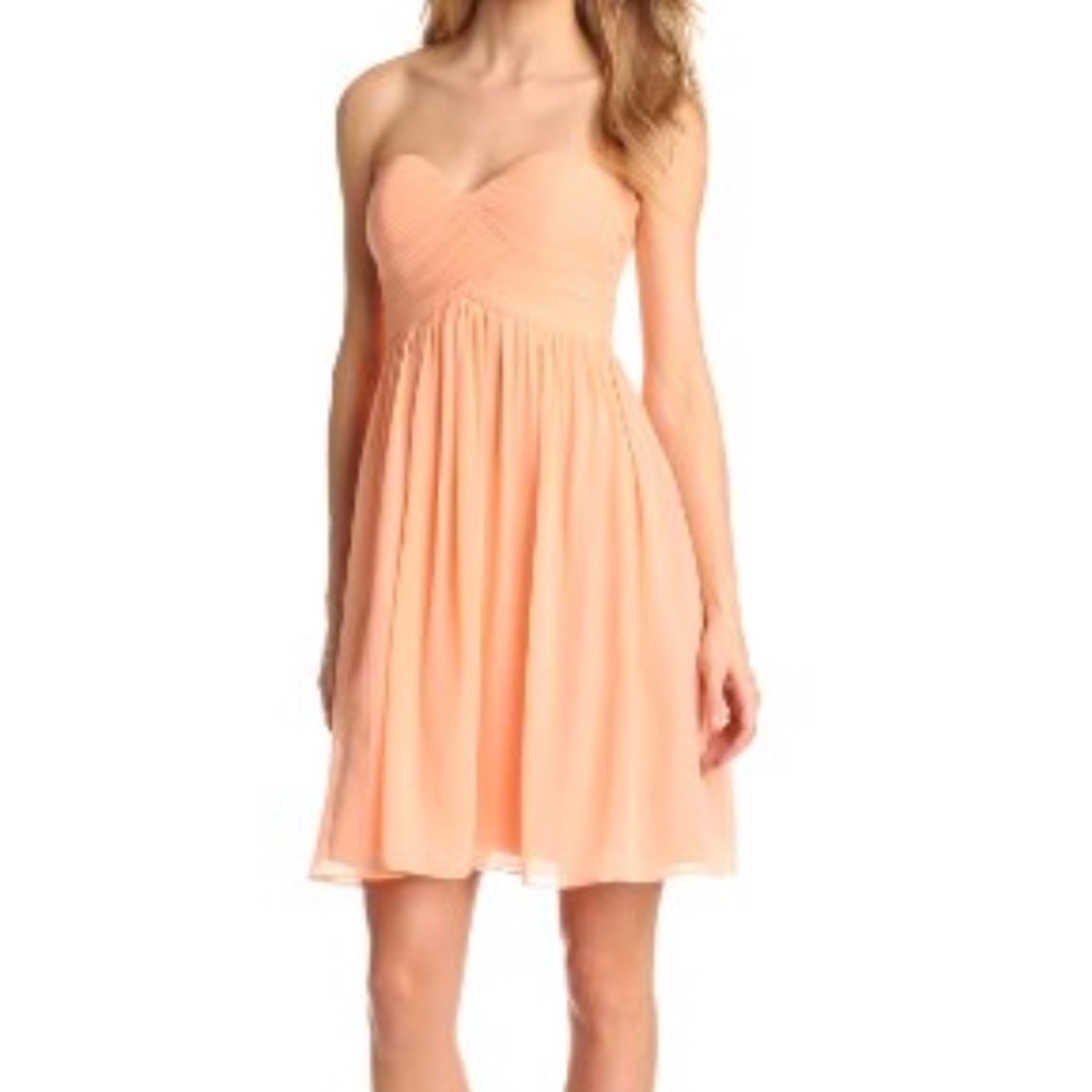 Strapless dress